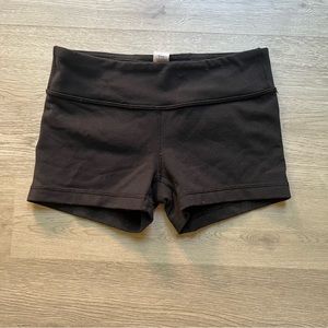 Ivivva Girls Cropped Fitted Athletic Bike Shorts (10)